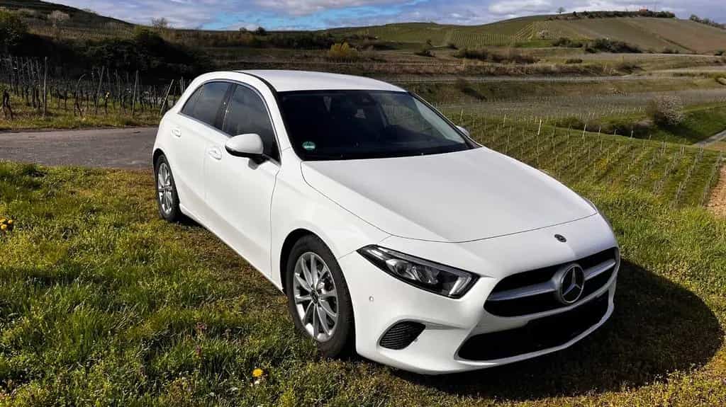 Mercedes-Benz A-Class Progressive | Panorama | LED | Garantie 10/2019-photo-0
