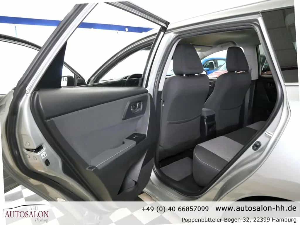 Toyota Auris Touring Sports Team D*2Vorb*Toyot. Service 10/2018-photo-15