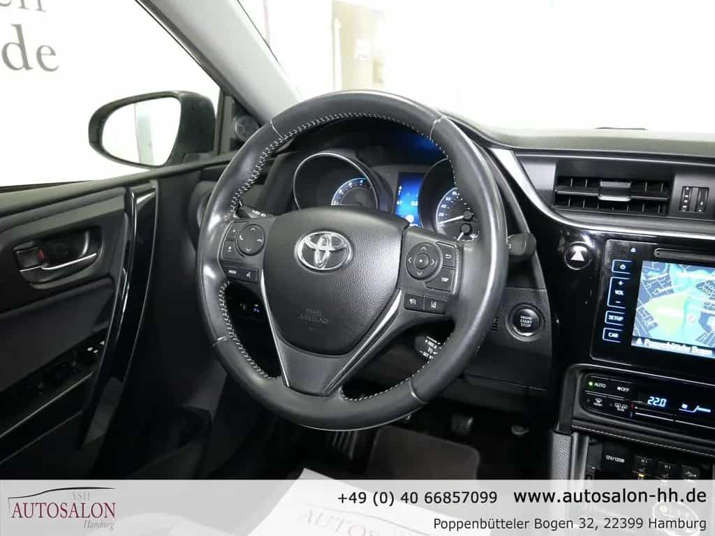 Toyota Auris Touring Sports Team D*2Vorb*Toyot. Service 10/2018-photo-19