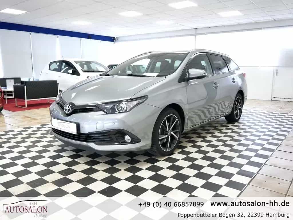 Toyota Auris Touring Sports Team D*2Vorb*Toyot. Service 10/2018-photo-4