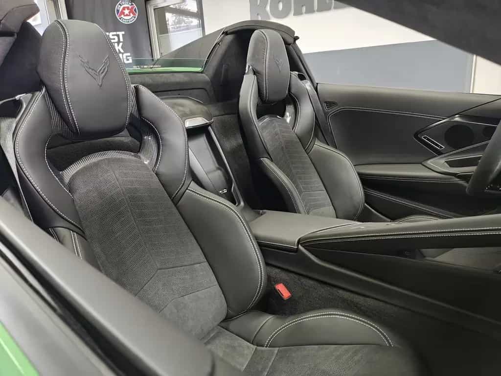 Corvette C8 Cabrio 3LT 2026 Vollausstattung!!!! HUD 360° null-photo-10