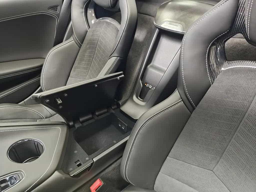 Corvette C8 Cabrio 3LT 2026 Vollausstattung!!!! HUD 360° null-photo-14