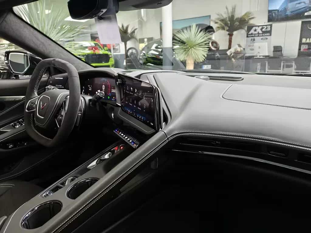 Corvette C8 Cabrio 3LT 2026 Vollausstattung!!!! HUD 360° null-photo-9