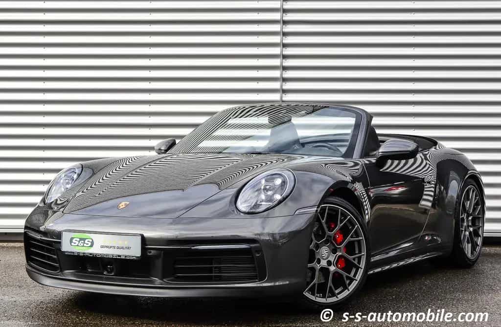 Porsche 992 Carrera S Cabrio Chrono Hinterachslenkung 04/2020-photo-0