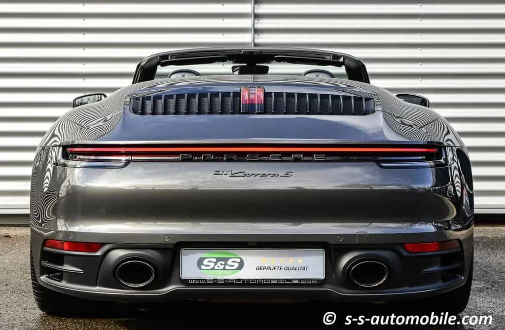 Porsche 992 Carrera S Cabrio Chrono Hinterachslenkung 04/2020-photo-12