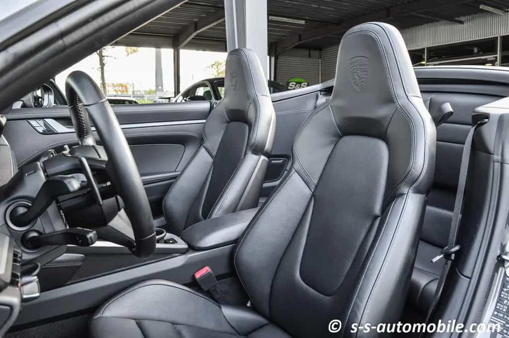 Porsche 992 Carrera S Cabrio Chrono Hinterachslenkung 04/2020-photo-19