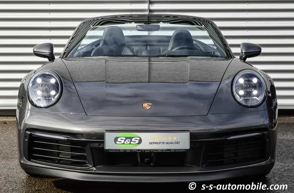 Porsche 992 Carrera S Cabrio Chrono Hinterachslenkung 04/2020-photo-2