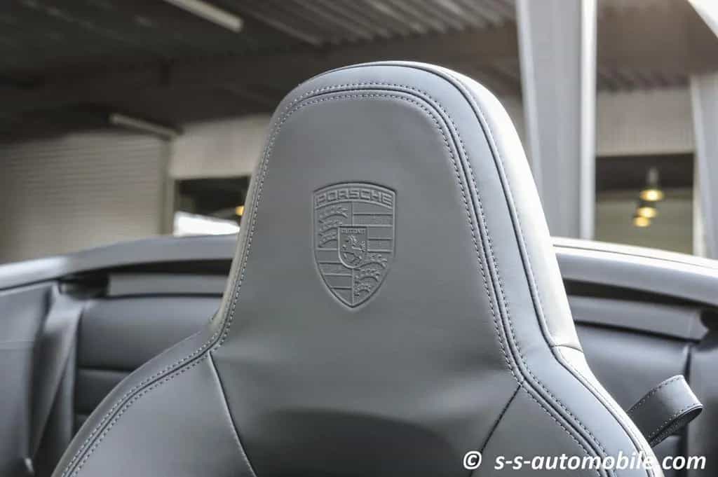Porsche 992 Carrera S Cabrio Chrono Hinterachslenkung 04/2020-photo-20