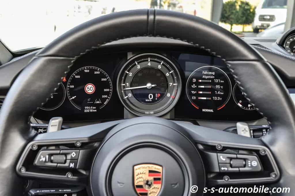 Porsche 992 Carrera S Cabrio Chrono Hinterachslenkung 04/2020-photo-25