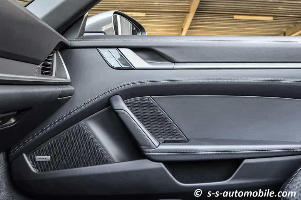 Porsche 992 Carrera S Cabrio Chrono Hinterachslenkung 04/2020-photo-31