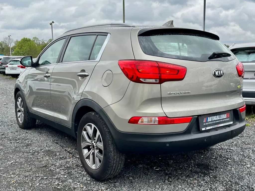 Kia Sportage Attract 2WD 1.6 GDI Navi Kamera Tempoma 03/2014-photo-13