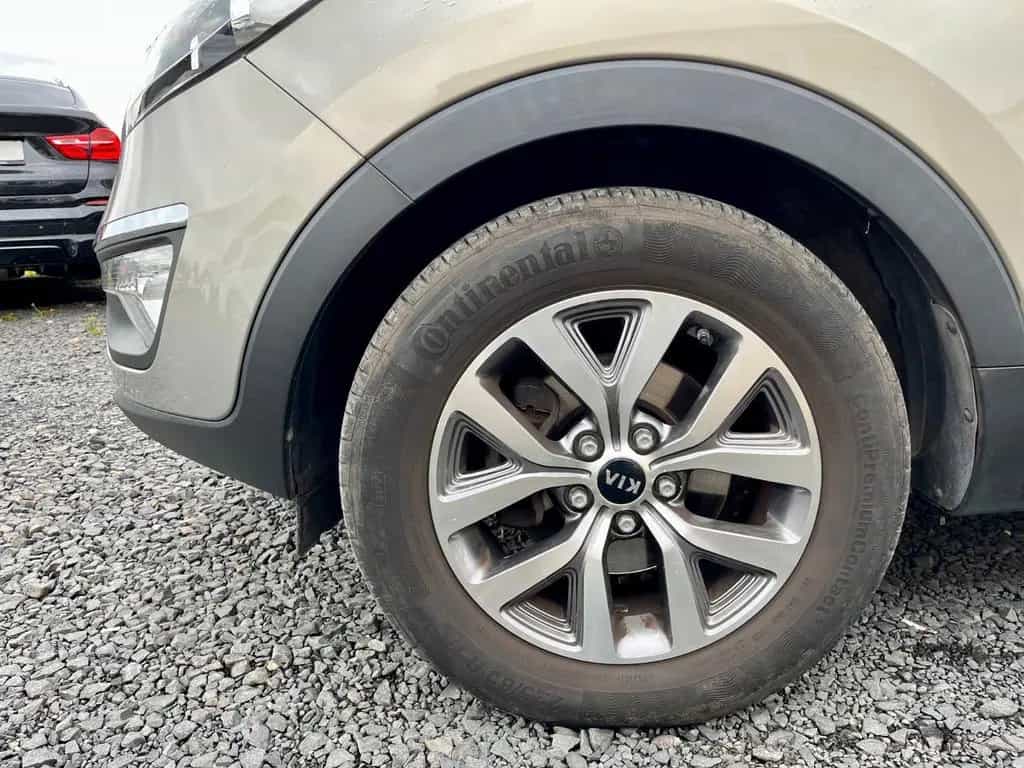 Kia Sportage Attract 2WD 1.6 GDI Navi Kamera Tempoma 03/2014-photo-28