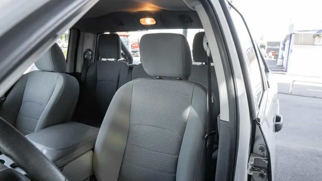 Dodge RAM 1500 5.7 QUAD CAB *ALLRAD*KAMERA* 11/2018-photo-16