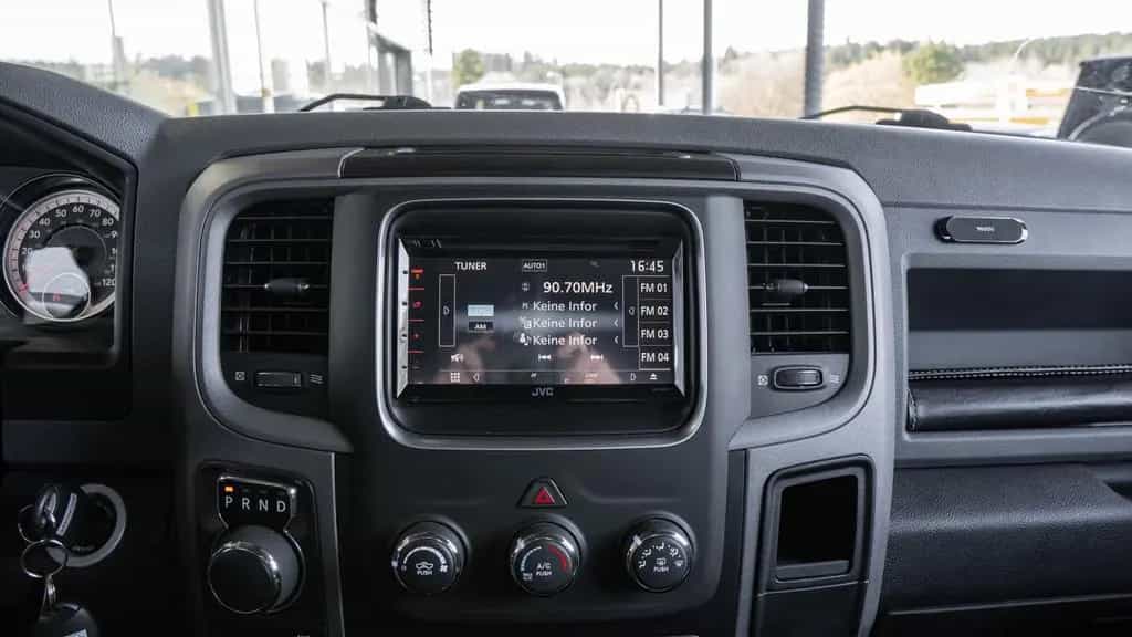 Dodge RAM 1500 5.7 QUAD CAB *ALLRAD*KAMERA* 11/2018-photo-20