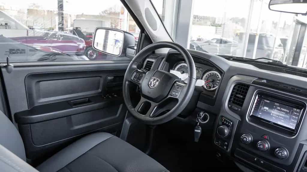 Dodge RAM 1500 5.7 QUAD CAB *ALLRAD*KAMERA* 11/2018-photo-26