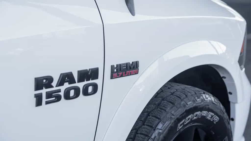 Dodge RAM 1500 5.7 QUAD CAB *ALLRAD*KAMERA* 11/2018-photo-34