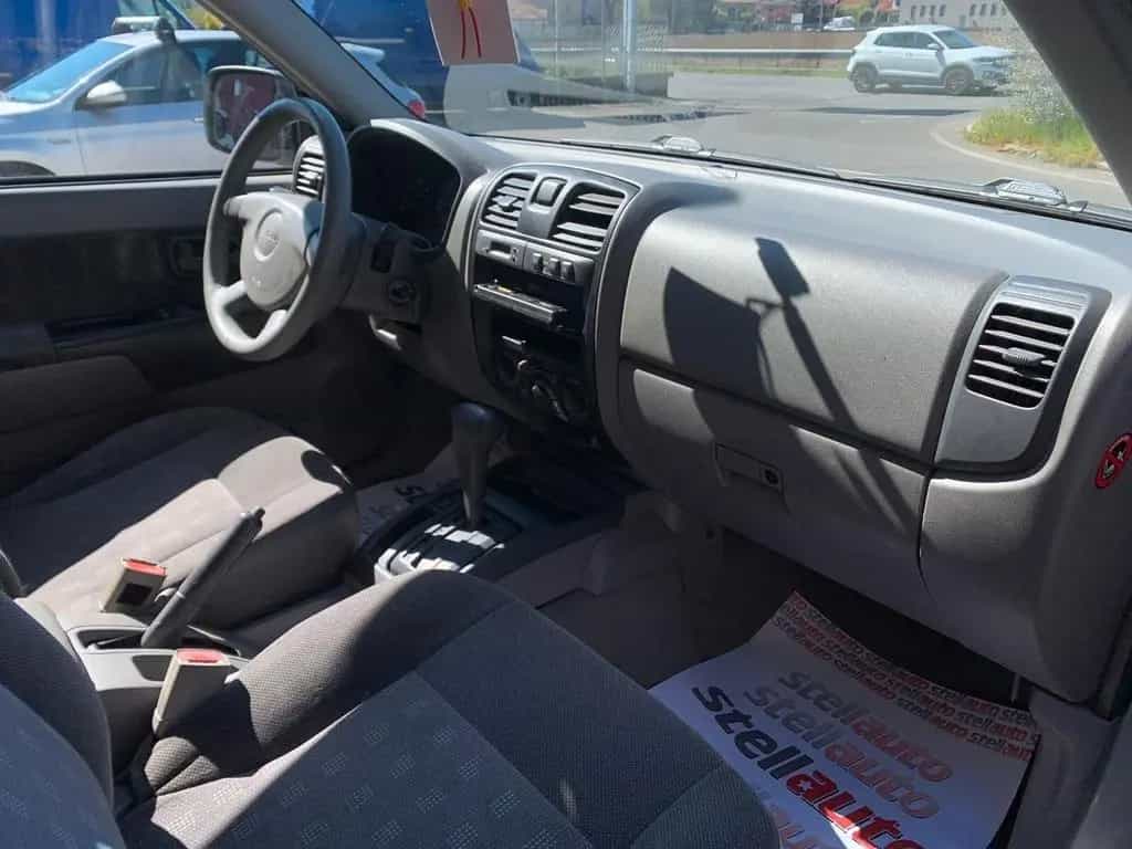 Isuzu D-Max I 3.0 TD Space LS 06/2004-photo-14