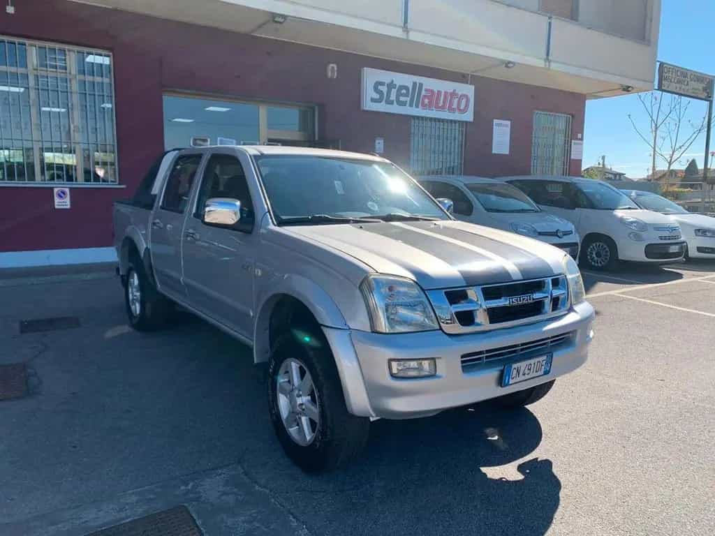 Isuzu D-Max I 3.0 TD Space LS 06/2004-photo-2
