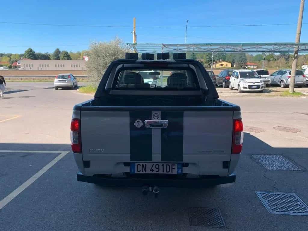 Isuzu D-Max I 3.0 TD Space LS 06/2004-photo-5