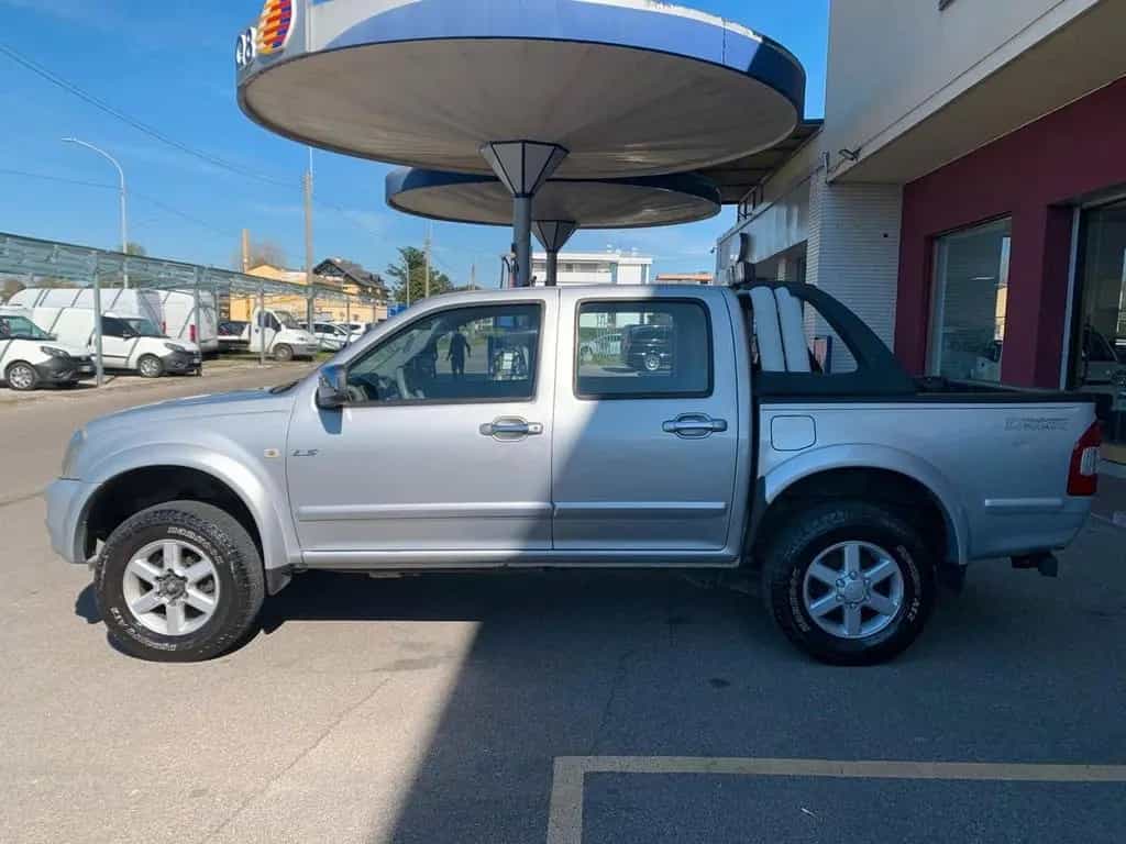 Isuzu D-Max I 3.0 TD Space LS 06/2004-photo-7