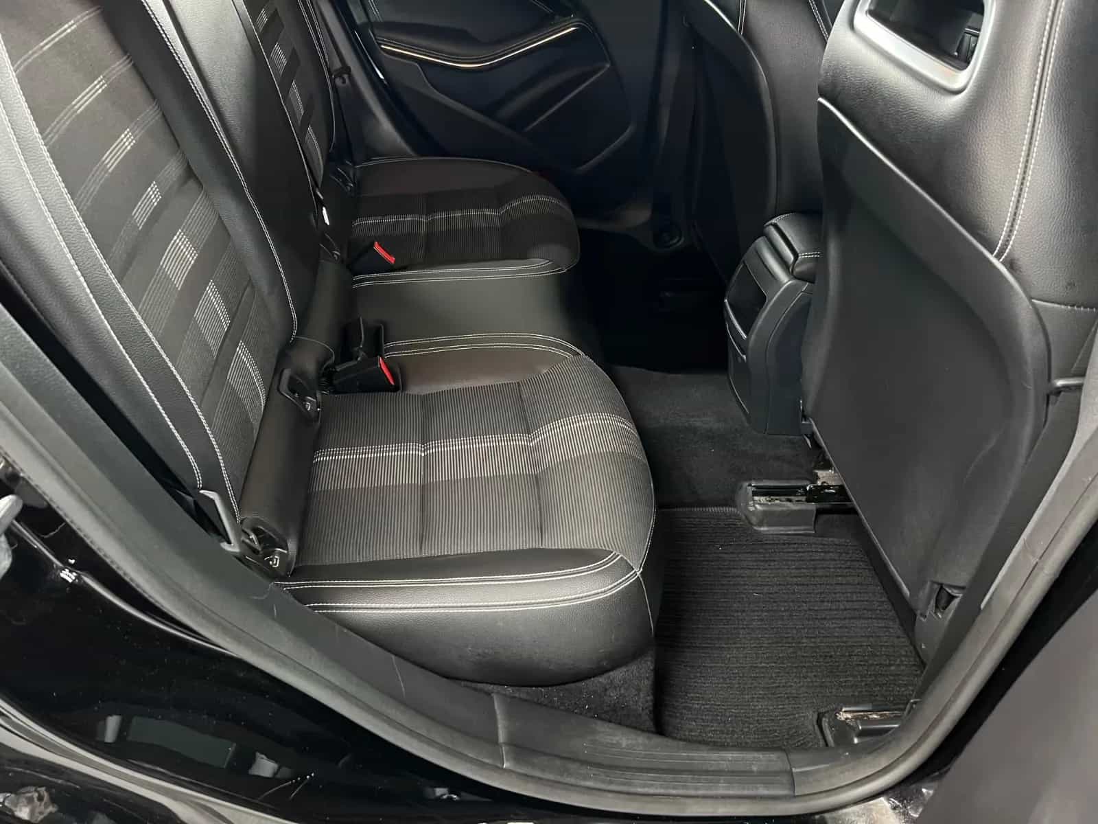 Mercedes-Benz CLA-Class Shooting Brake 05/2018-photo-11