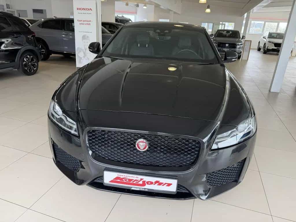 Jaguar XF 20d Aut. Chequered Flag 02/2021-photo-2
