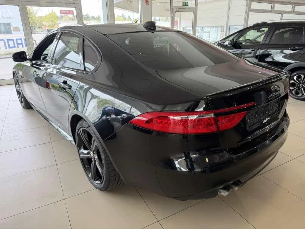 Jaguar XF 20d Aut. Chequered Flag 02/2021-photo-4