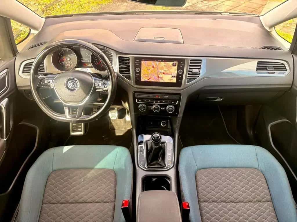 Volkswagen Golf Sportsvan VII IQ.DRIVE / 59.600 km / Navi 07/2019-photo-1