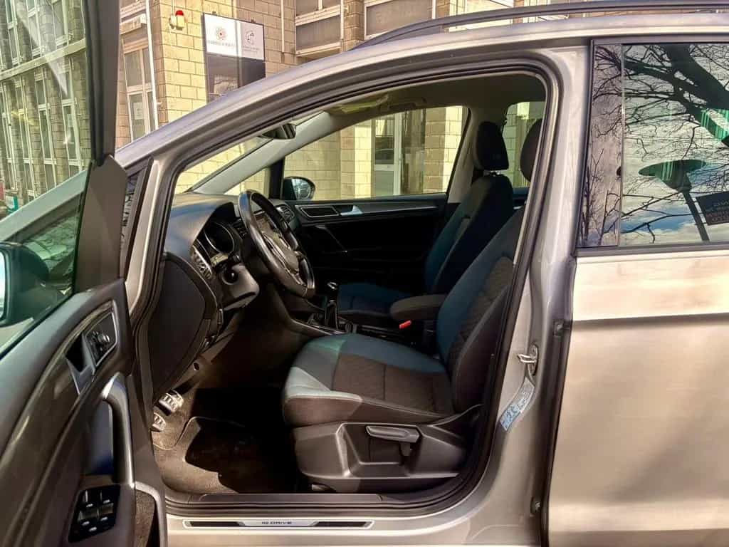 Volkswagen Golf Sportsvan VII IQ.DRIVE / 59.600 km / Navi 07/2019-photo-10