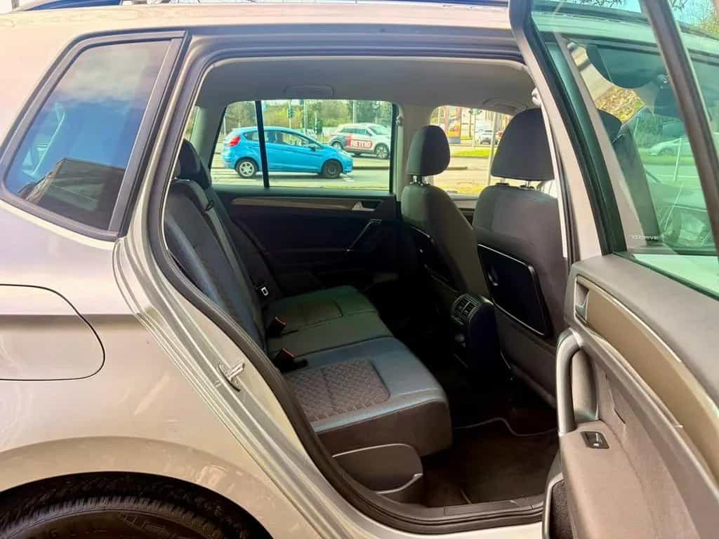 Volkswagen Golf Sportsvan VII IQ.DRIVE / 59.600 km / Navi 07/2019-photo-11