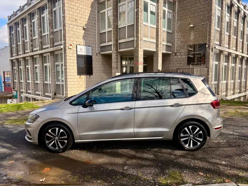 Volkswagen Golf Sportsvan VII IQ.DRIVE / 59.600 km / Navi 07/2019-photo-2