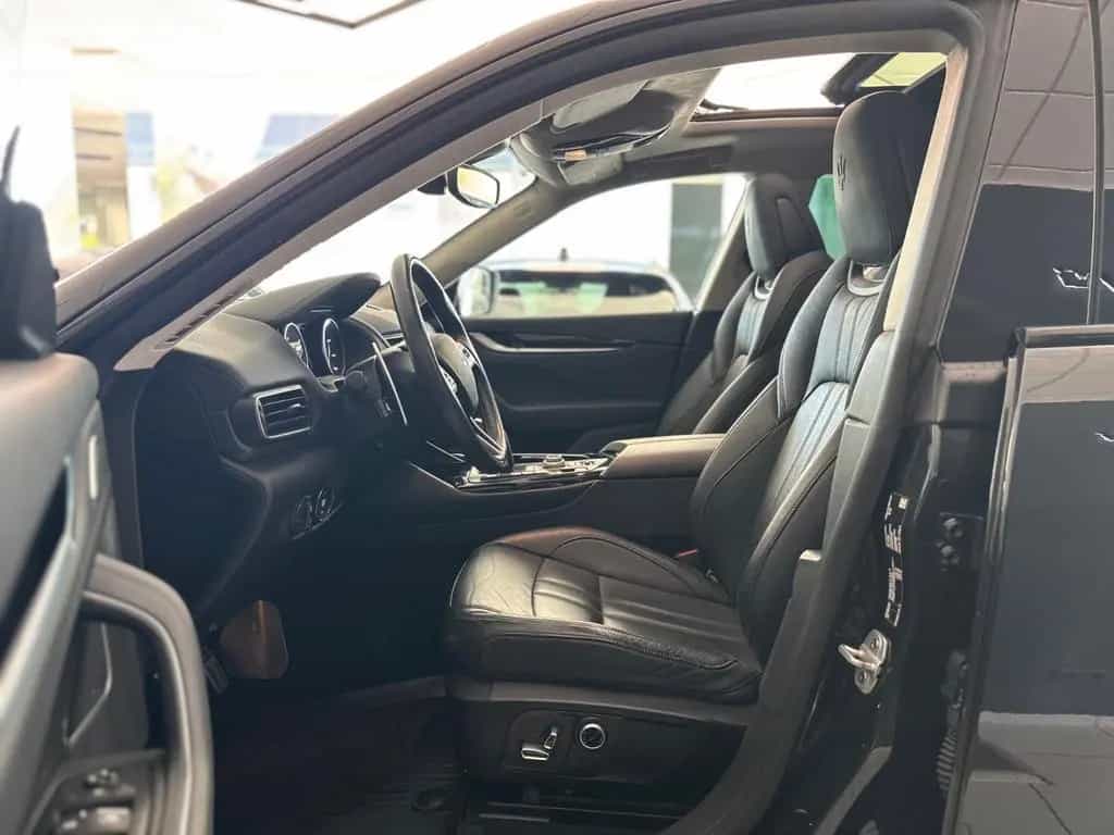 Maserati Levante GranSportSQ4 MATRIX HARMAN AHK PANO SOFT 03/2021-photo-13