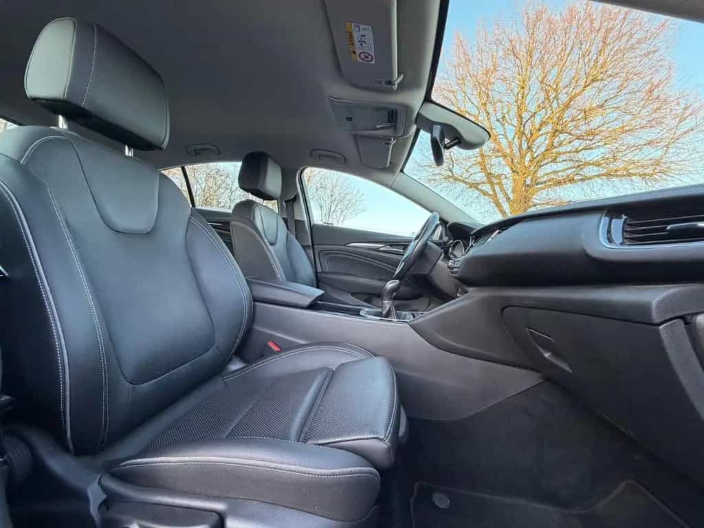 Opel Insignia Innovation Kamera*Navi*ACC*SitzHz. 09/2017-photo-10