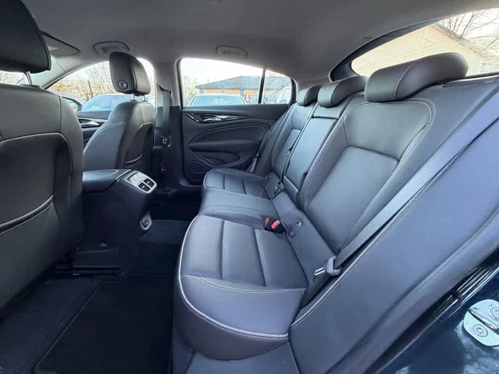 Opel Insignia Innovation Kamera*Navi*ACC*SitzHz. 09/2017-photo-11