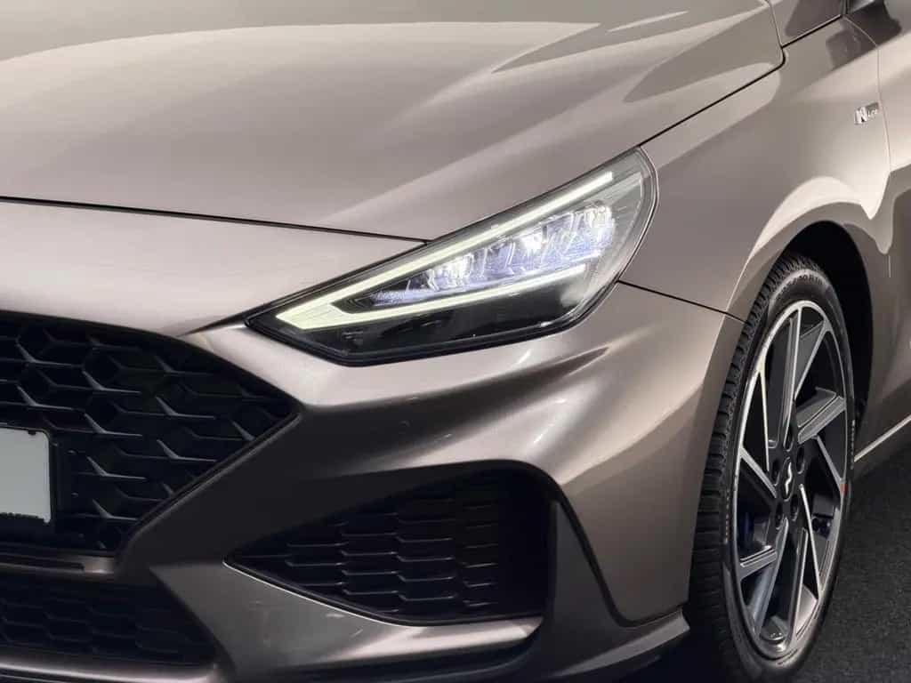 Hyundai i30 cw Mild-Hybrid*N LINE*LED-TEMPO-SHZ-LHZ-PDC 01/2022-photo-14