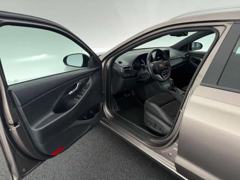 Hyundai i30 cw Mild-Hybrid*N LINE*LED-TEMPO-SHZ-LHZ-PDC 01/2022-photo-26