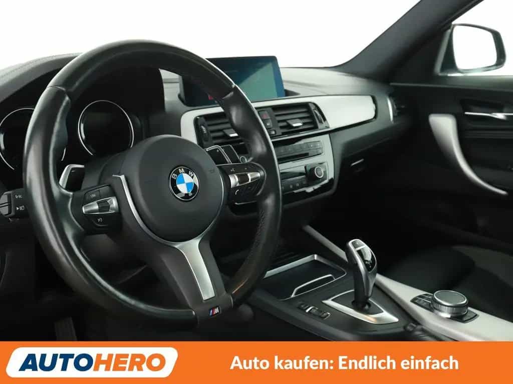 BMW 2 Series 220i M Sport Aut.*NAVI*PDC*SHZ*TEMPO* 05/2019-photo-9