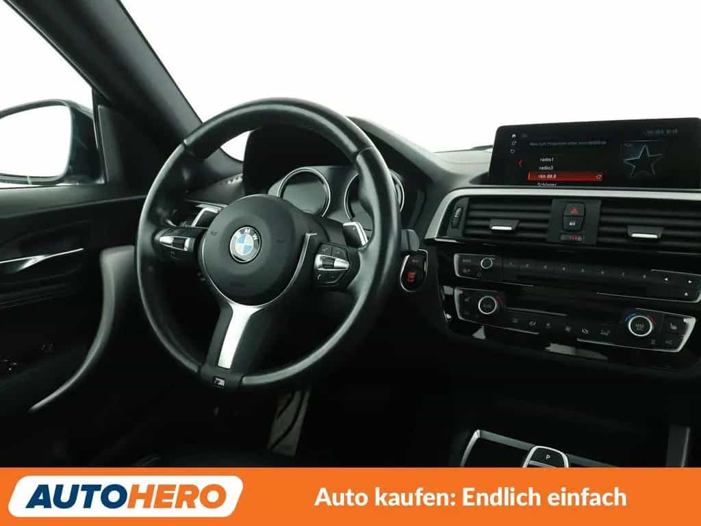 BMW 2 Series 220i M Sport Aut.*NAVI*PDC*SHZ*TEMPO* 05/2019-photo-11