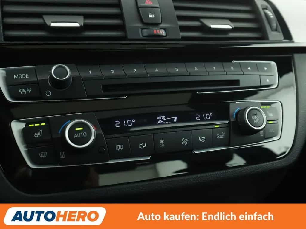 BMW 2 Series 220i M Sport Aut.*NAVI*PDC*SHZ*TEMPO* 05/2019-photo-22