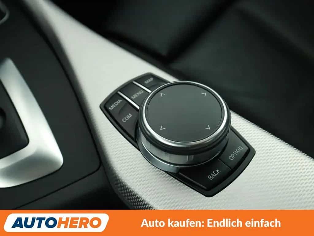 BMW 2 Series 220i M Sport Aut.*NAVI*PDC*SHZ*TEMPO* 05/2019-photo-24