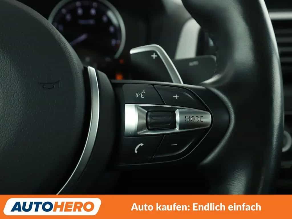 BMW 2 Series 220i M Sport Aut.*NAVI*PDC*SHZ*TEMPO* 05/2019-photo-26
