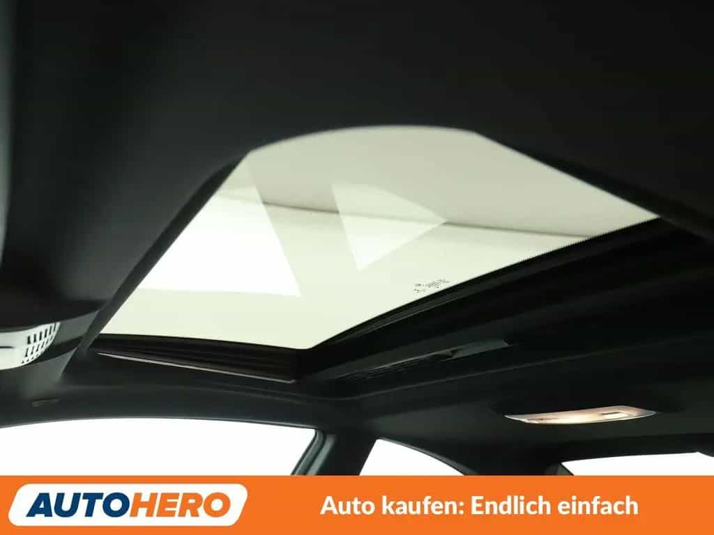 BMW 2 Series 220i M Sport Aut.*NAVI*PDC*SHZ*TEMPO* 05/2019-photo-30
