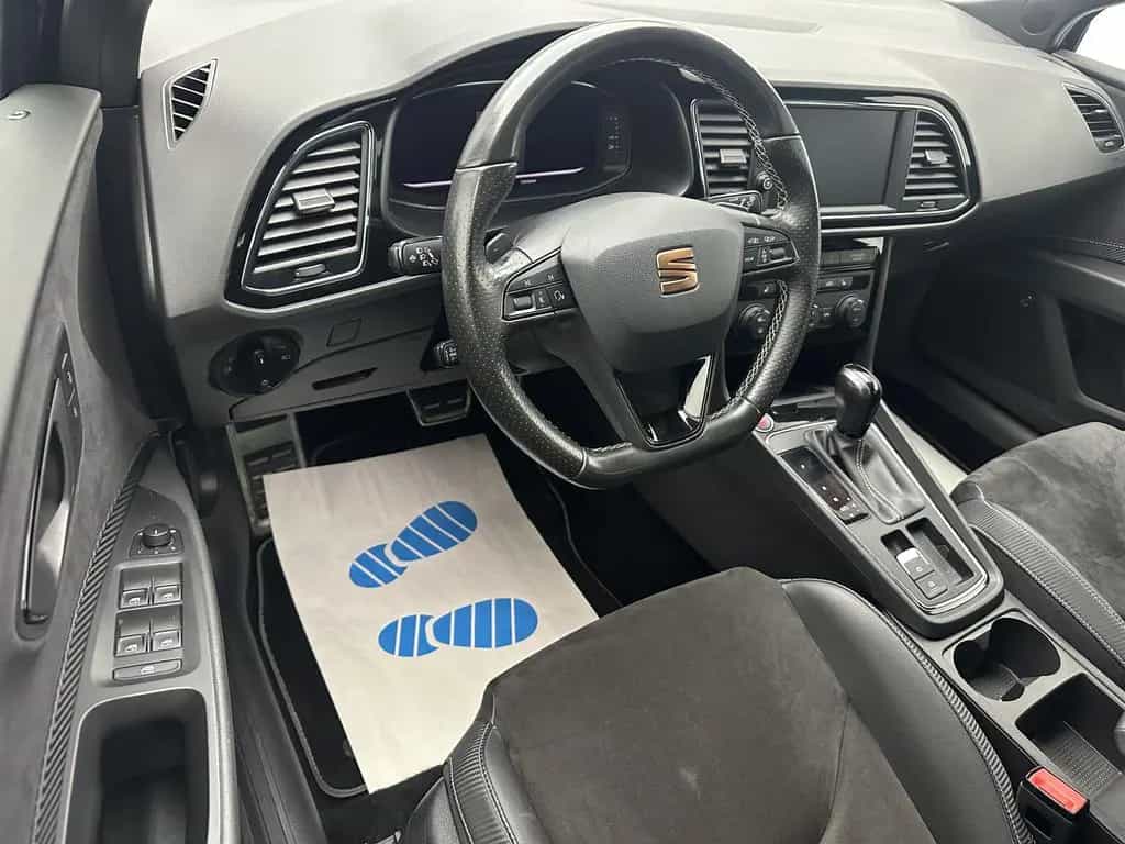 Seat Leon Cupra 300 4Drive "NAVI-CAM-SITZH-LED" 12/2020-photo-12