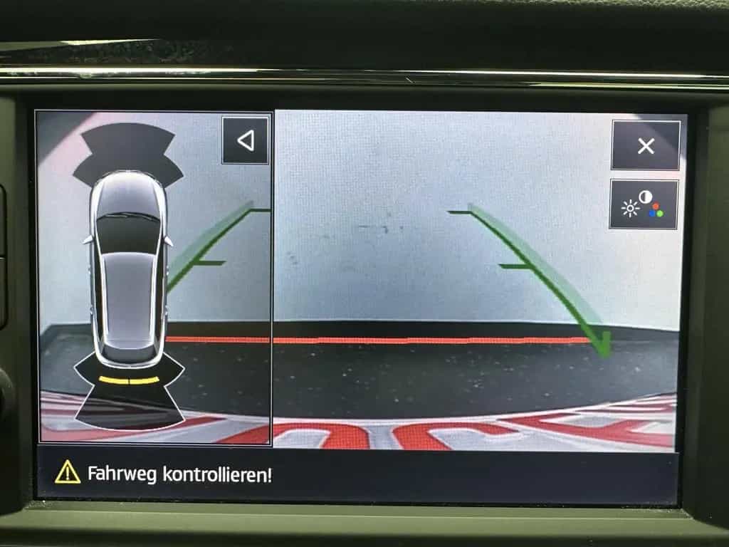 Seat Leon Cupra 300 4Drive "NAVI-CAM-SITZH-LED" 12/2020-photo-15