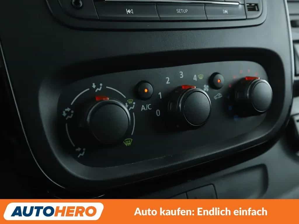 Opel Vivaro 1.6 Biturbo CDTI Combi L1H1 2,7t *TEMPO* 07/2017-photo-22