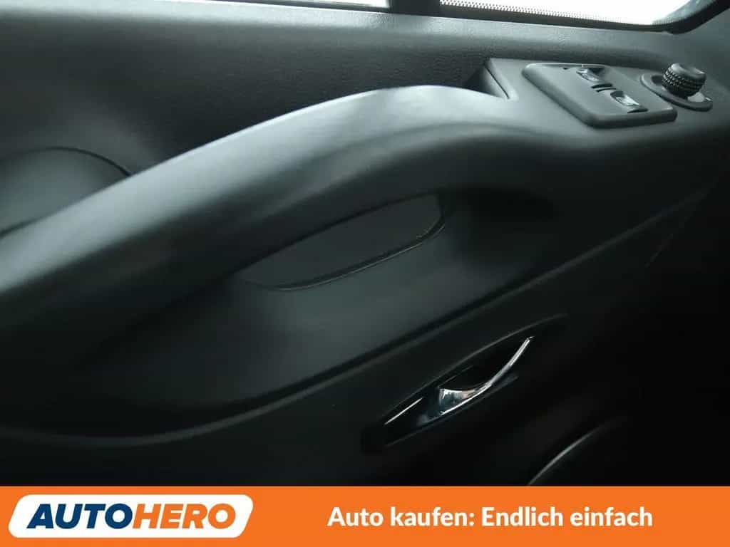 Opel Vivaro 1.6 Biturbo CDTI Combi L1H1 2,7t *TEMPO* 07/2017-photo-24
