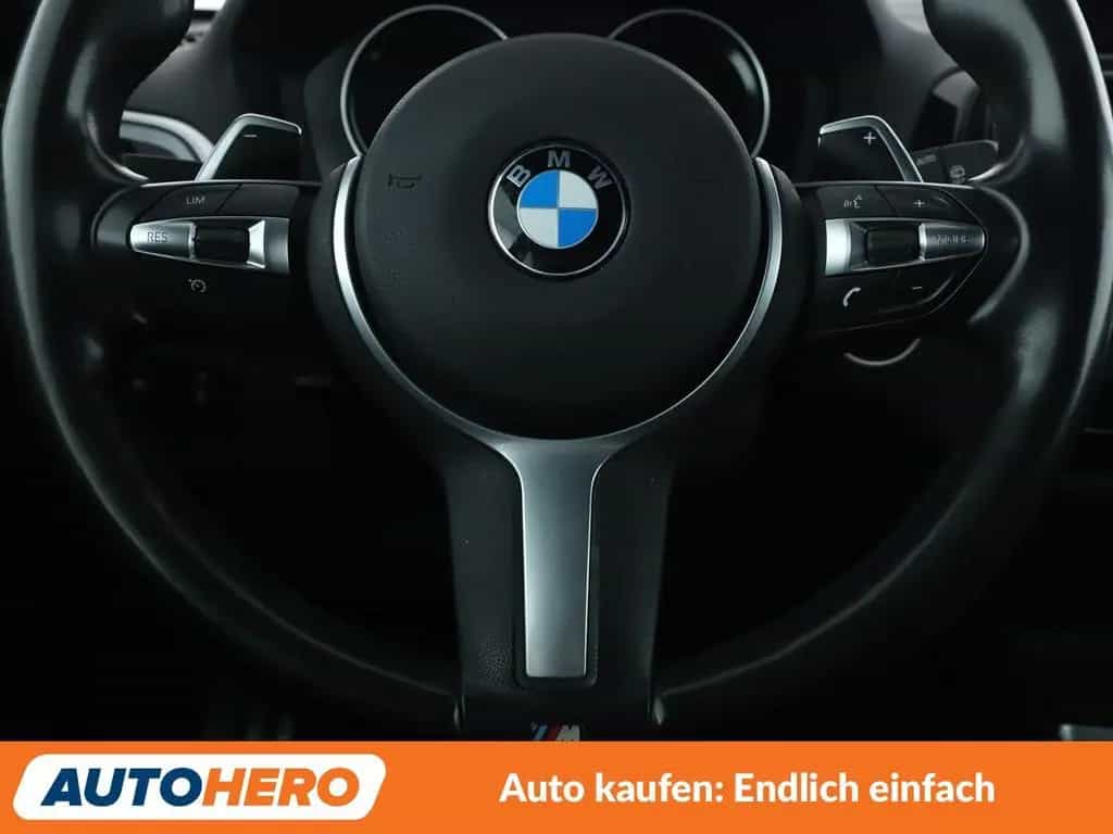 BMW M140 Special Edition Aut.*NAVI*TEMPO*LED*CAM*SH 09/2017-photo-18