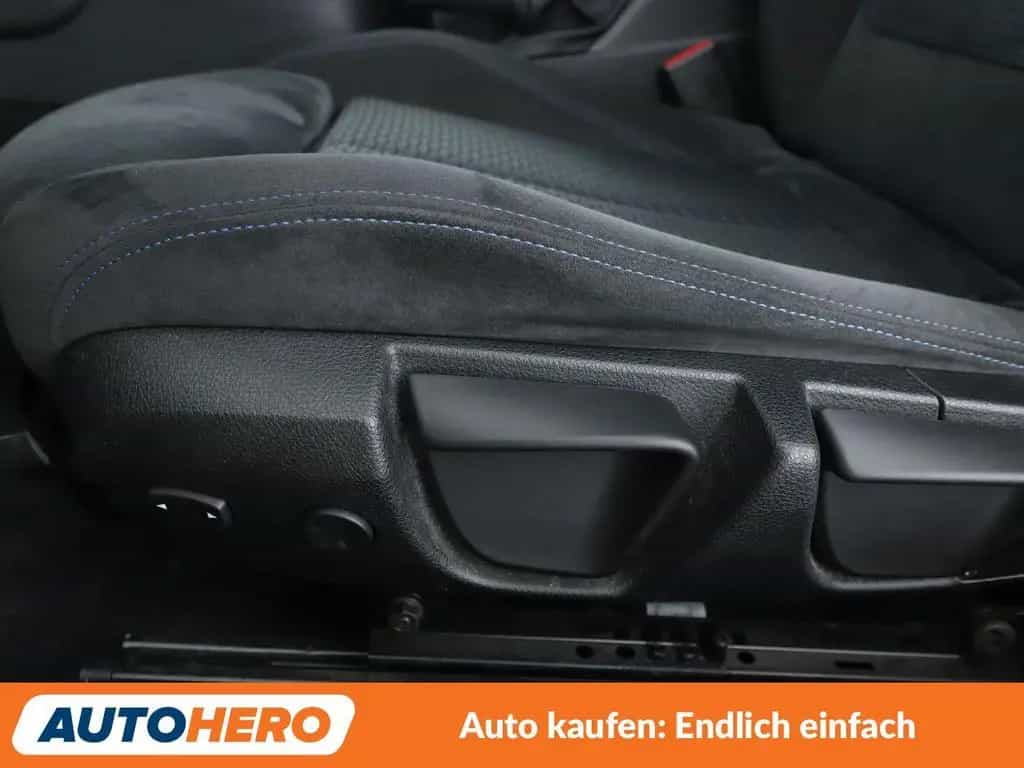 BMW M140 Special Edition Aut.*NAVI*TEMPO*LED*CAM*SH 09/2017-photo-26