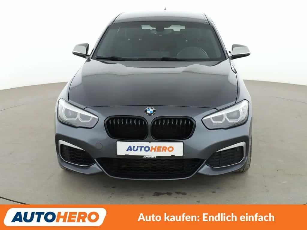 BMW M140 Special Edition Aut.*NAVI*TEMPO*LED*CAM*SH 09/2017-photo-8