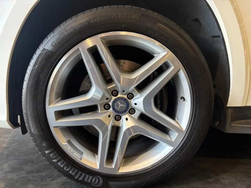 Mercedes-Benz GL 500 GL550 4MATIC AMG 03/2014-photo-26
